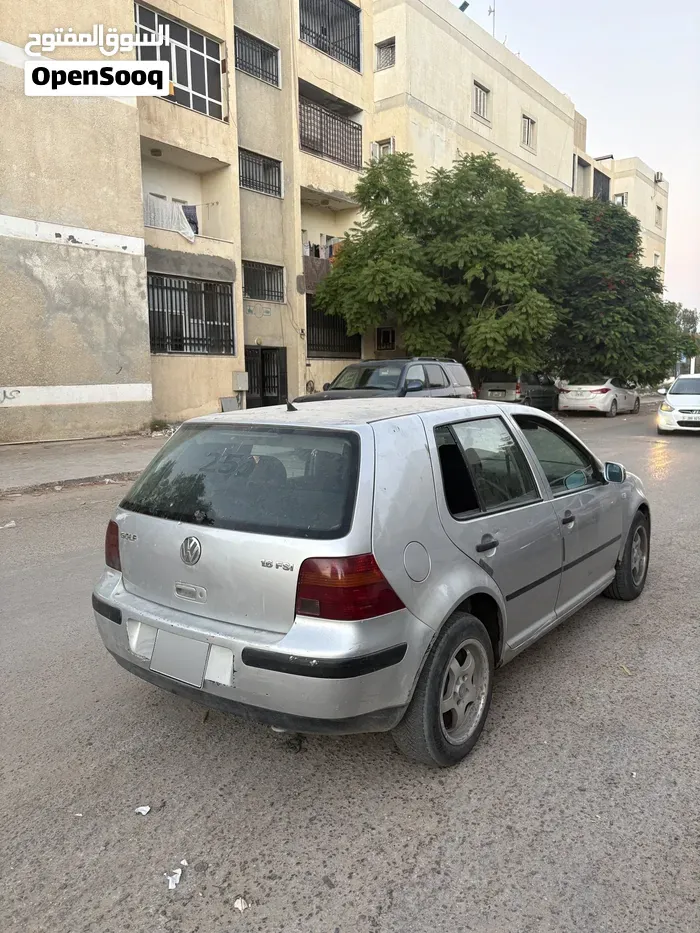 Volkswagen Golf 2002 photo 5