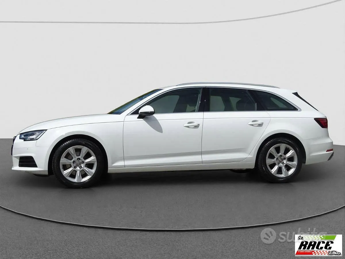 Audi A4 2019 photo 2