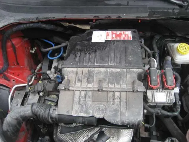 Fiat Punto 2010 photo 2