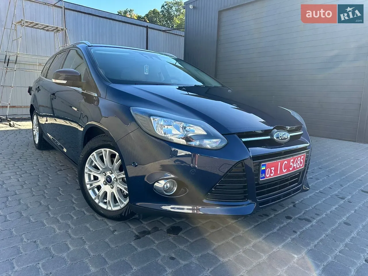 Ford Focus 2013 photo 2