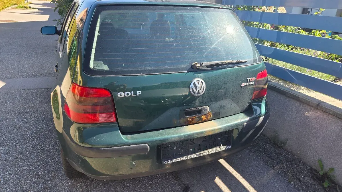 Volkswagen Golf 2001 photo 2