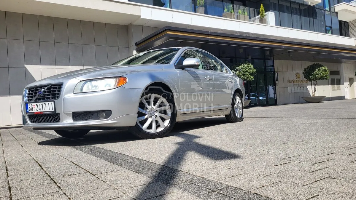 Volvo S80