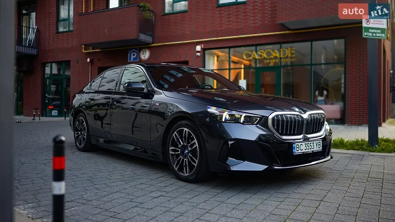 BMW I5