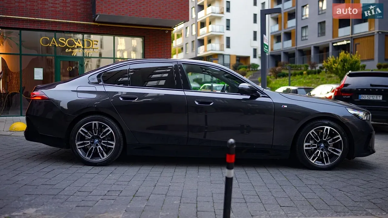 BMW I5 2024 photo 2