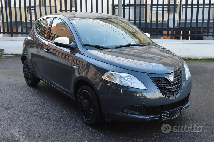 Lancia Ypsilon 2014 photo 3