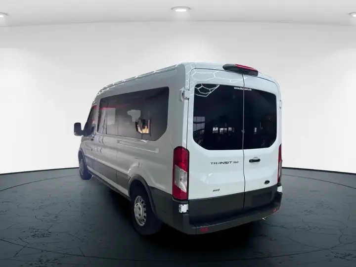 Ford Transit 2023 photo 5