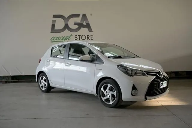 Toyota Yaris 2017 photo 3