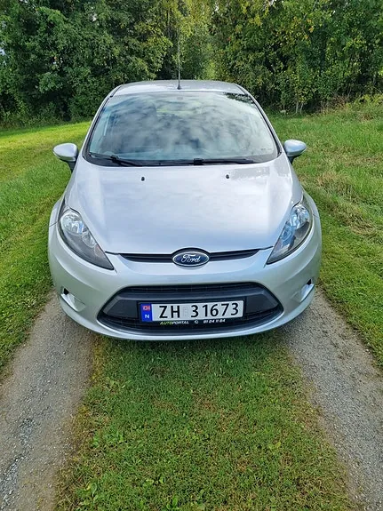 Ford Fiesta 2011 photo 4