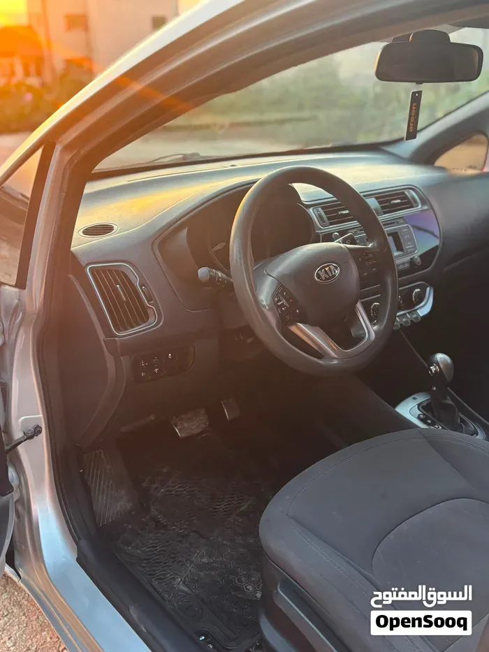 Kia Rio 2016 photo 5