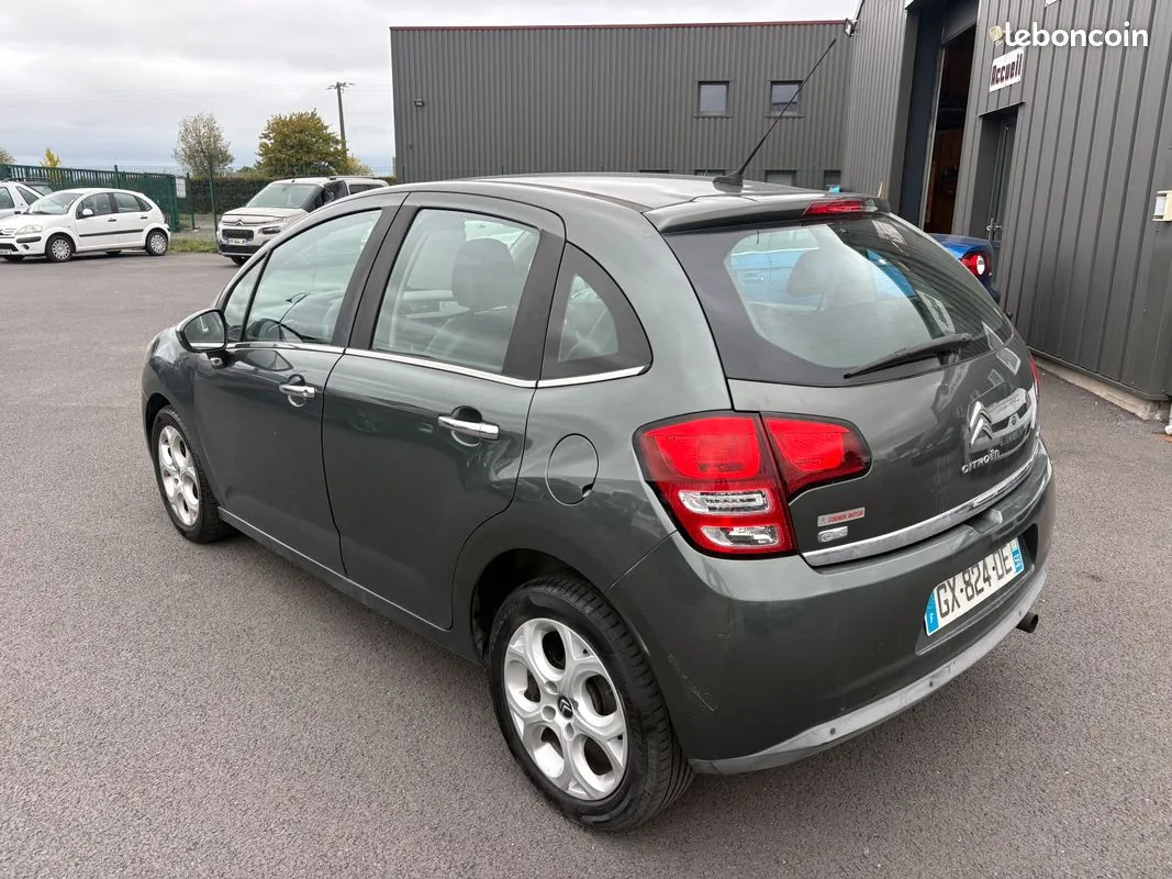 Citroen C3 2011 photo 2
