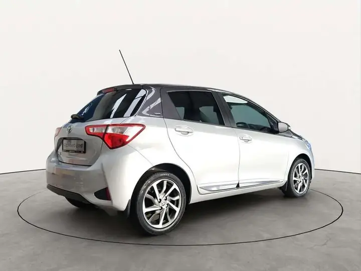Toyota Yaris 2019 photo 3