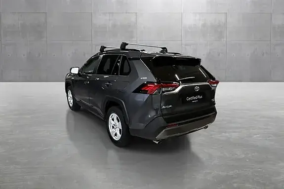 Toyota Rav4 2021 photo 3
