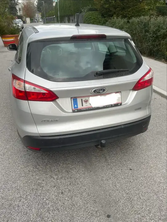 Ford Focus 2012 photo 3