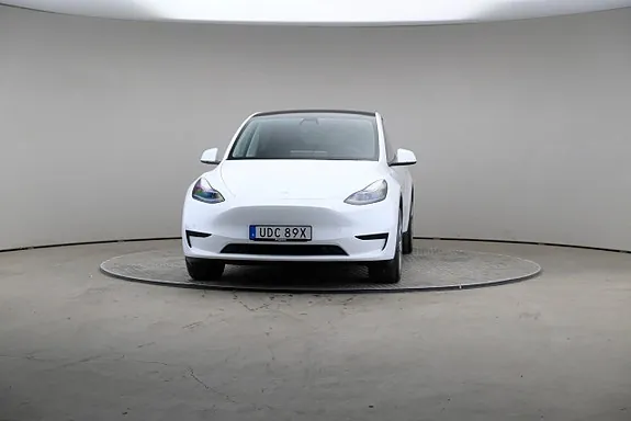 Tesla Model Y 2023 photo 3