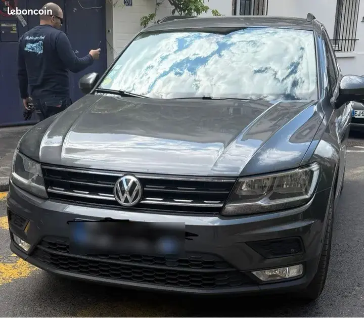 Volkswagen Tiguan 2017 photo 2