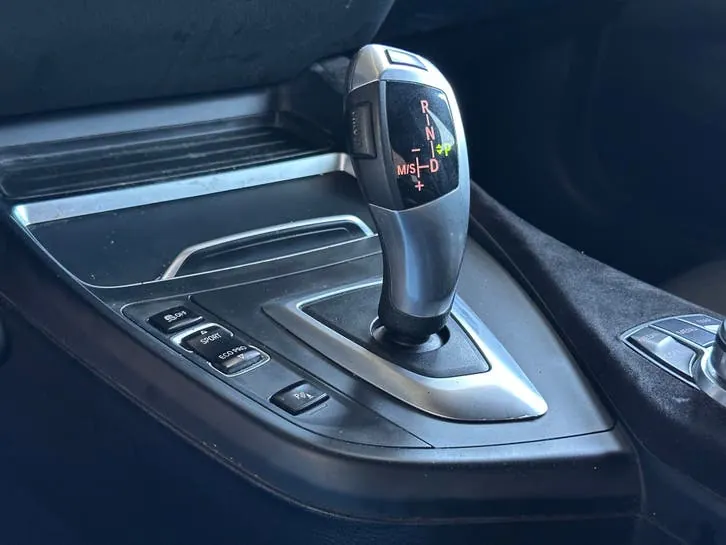 BMW 1 Series 2019 photo 3
