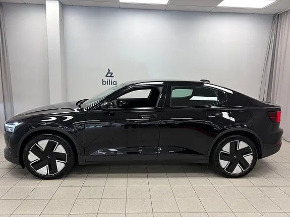 Polestar 2 2025 photo 2