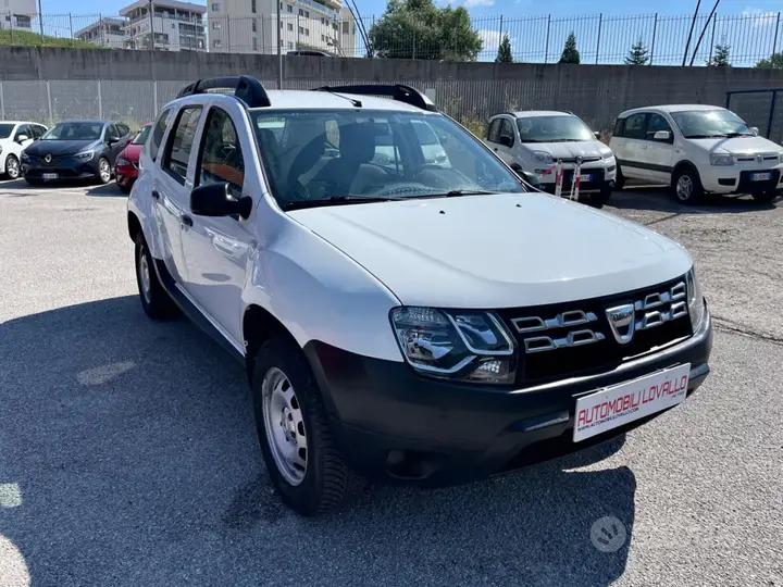 Dacia Duster 2015 photo 3