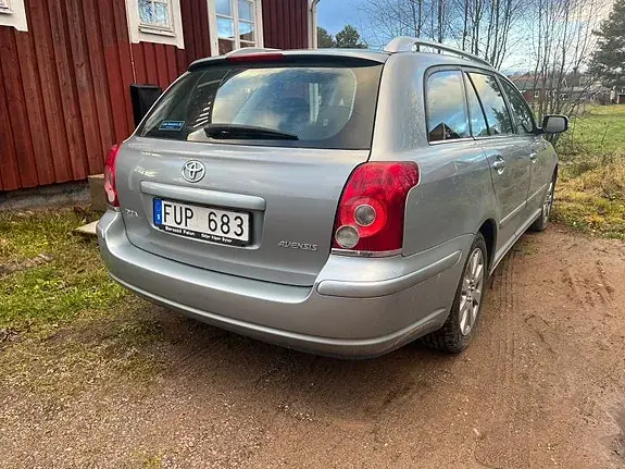 Toyota Avensis 2007 photo 2