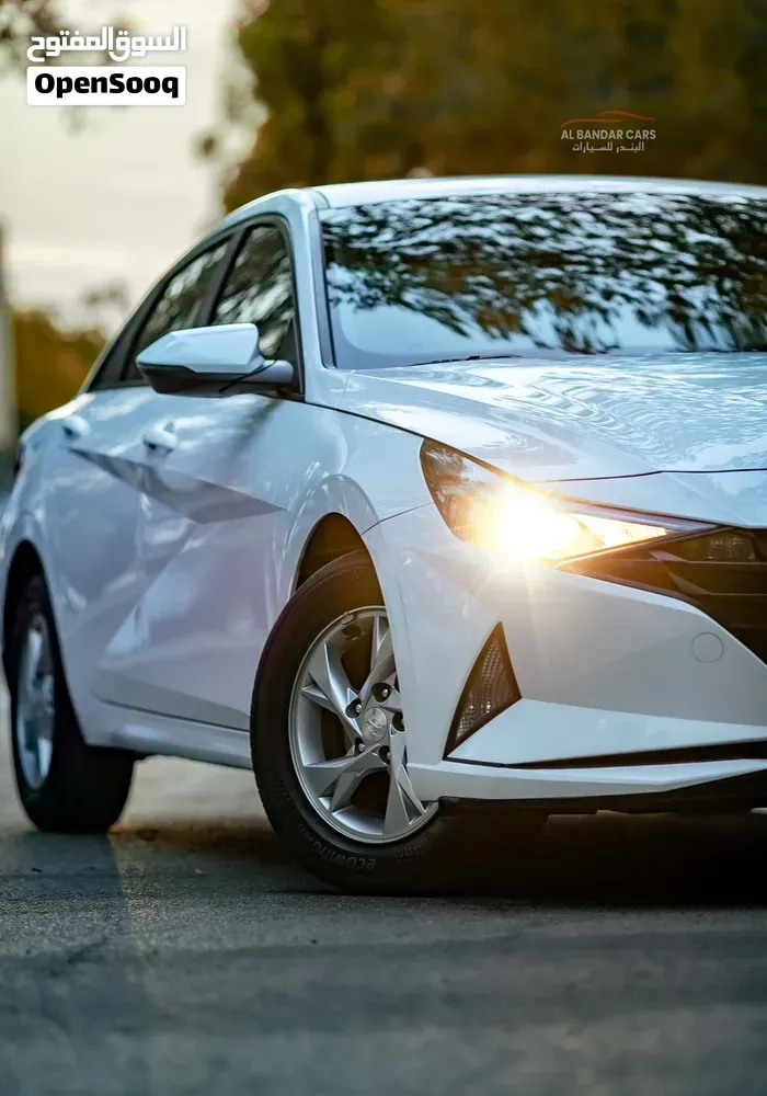 Hyundai Elantra 2023 photo 2
