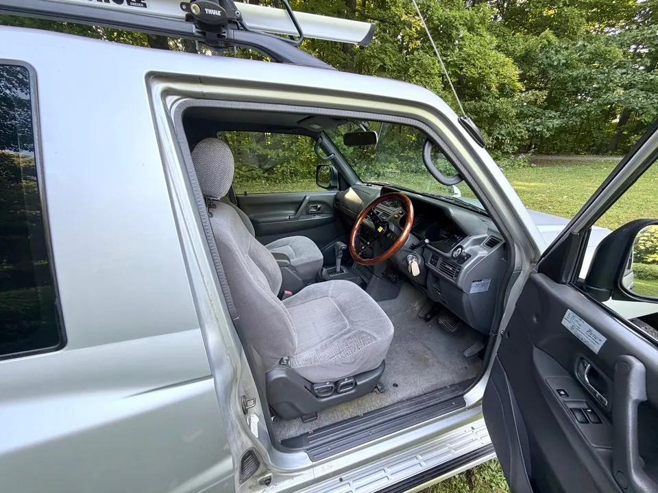 Mitsubishi Pajero 1997 photo 5