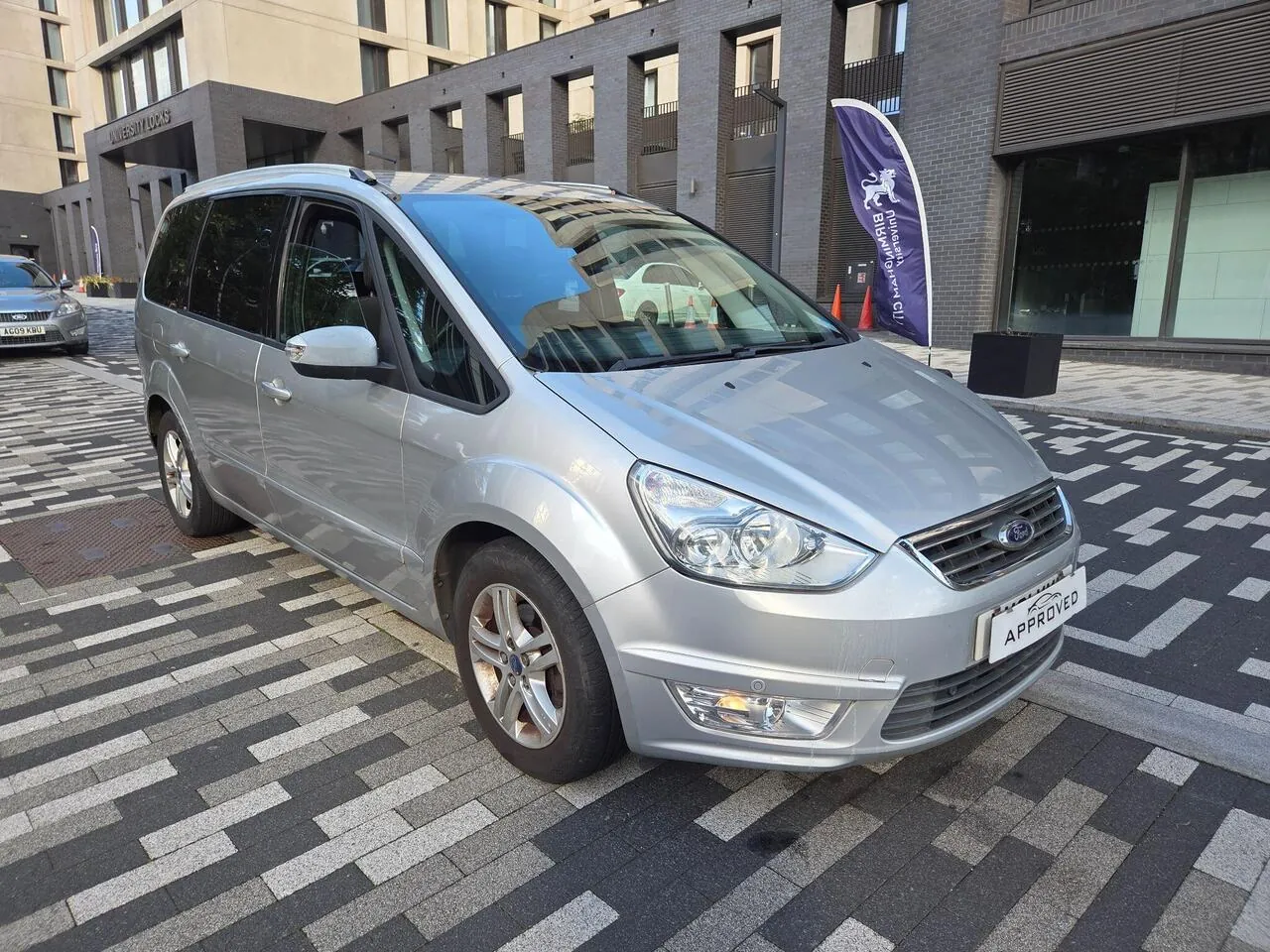 Ford Galaxy 2011 photo 5