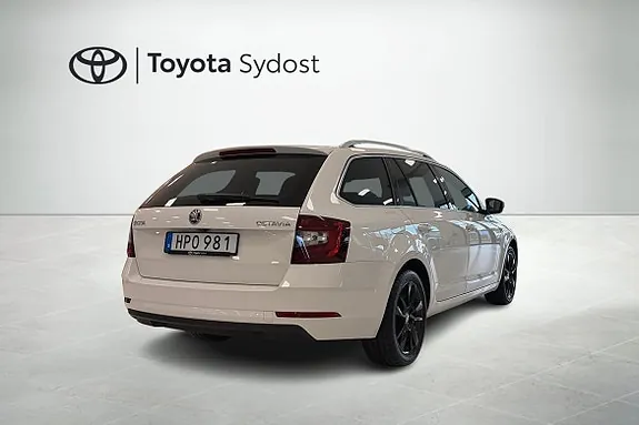 Skoda Octavia 2020 photo 2