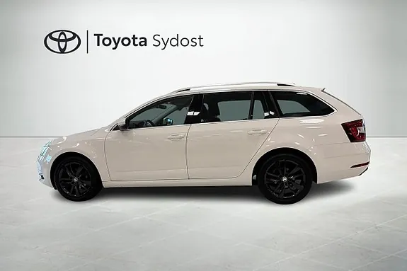 Skoda Octavia 2020 photo 3