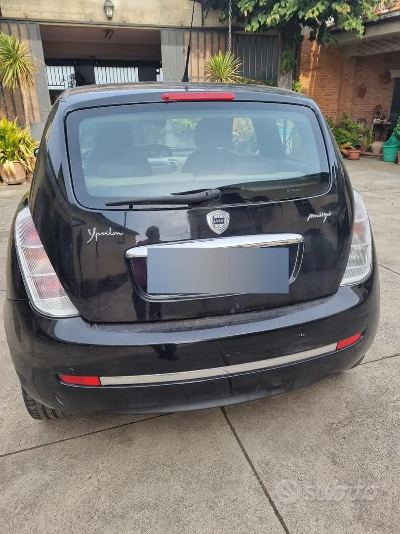 Lancia Ypsilon 2007 photo 2