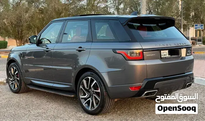 Land Rover Range Rover Sport 2018 photo 3