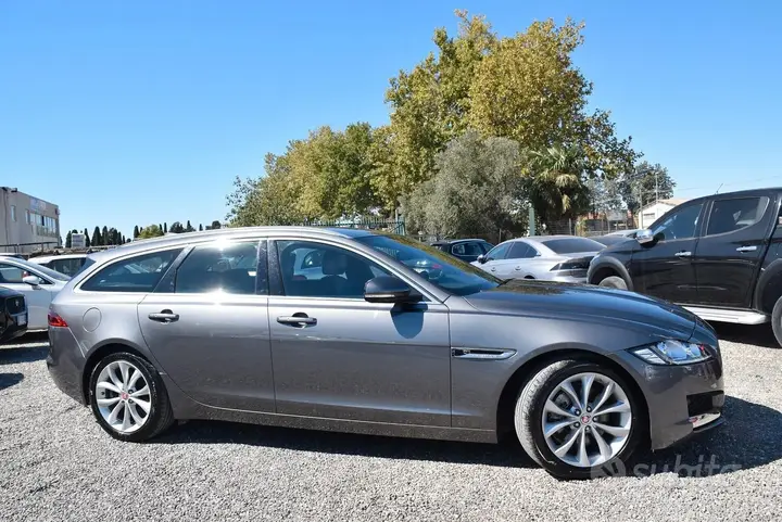 Jaguar Xf Sportbrake 2018 photo 4