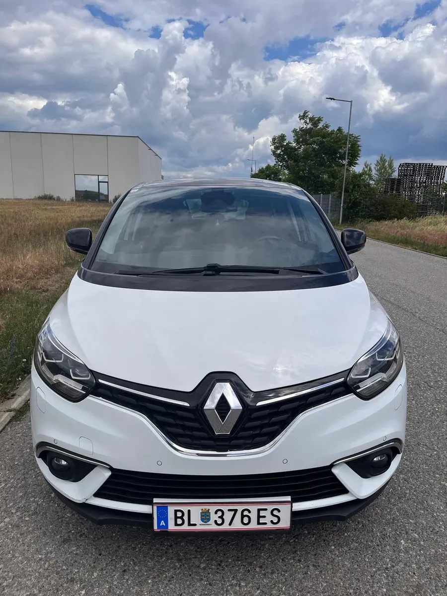 Renault Grand Scénic 2018 photo 2