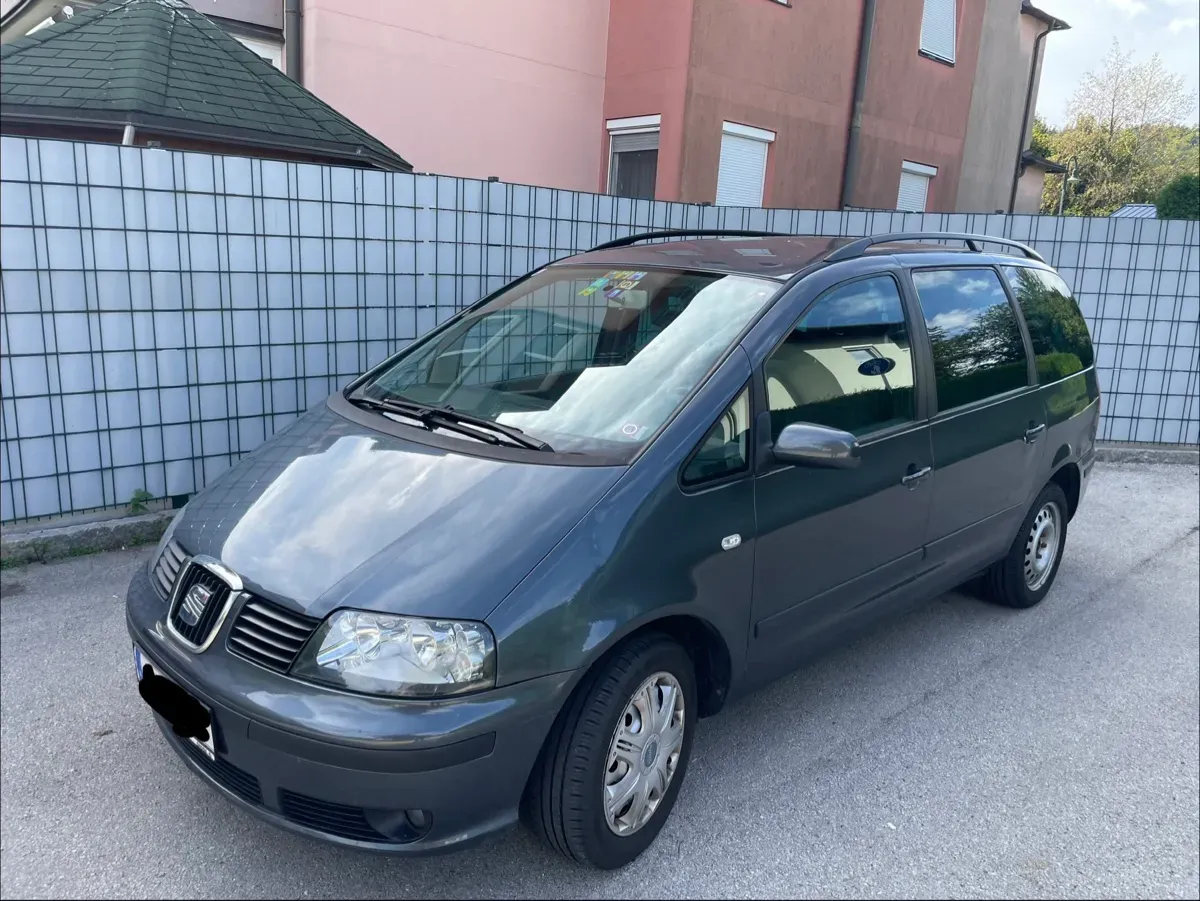 Seat Alhambra 2006 photo 2