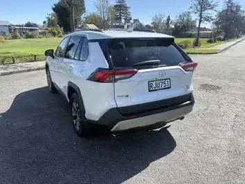 Toyota Rav4 2025 photo 3