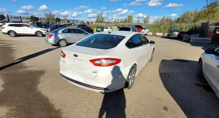 Ford Fusion 2013 photo 3