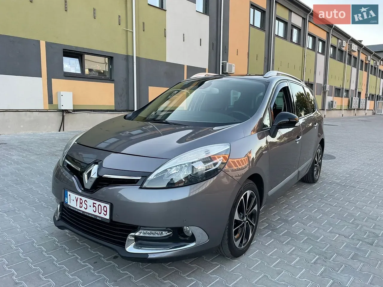 Renault Grand Scenic 2015 photo 2