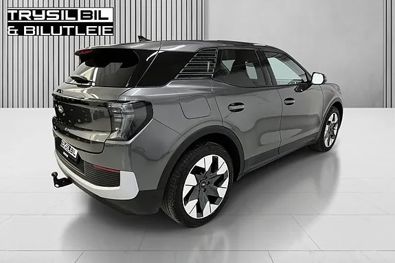 Ford Explorer 2026 photo 5