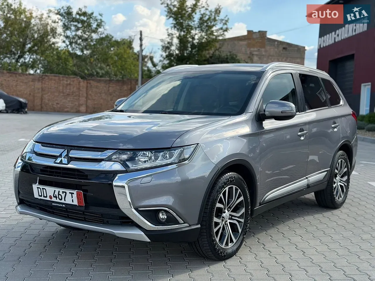 Mitsubishi Outlander