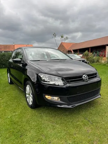 Volkswagen Polo 2013 photo 2