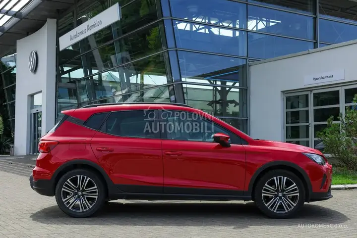 Seat Arona 2023 photo 5