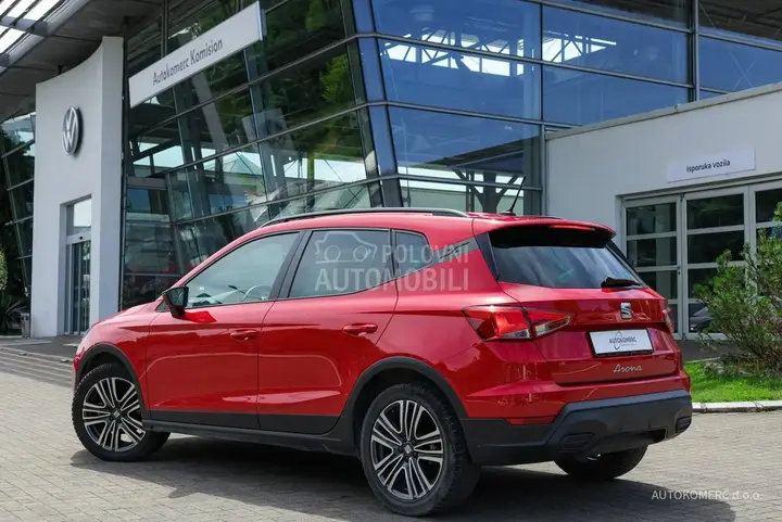 Seat Arona 2023 photo 3