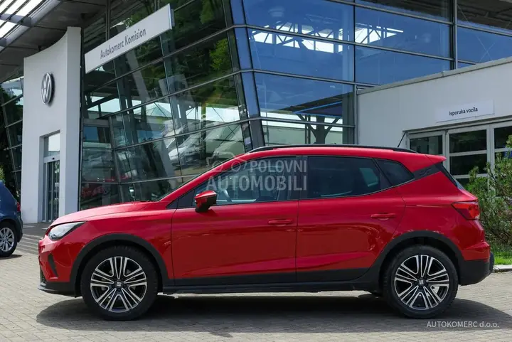 Seat Arona 2023 photo 2