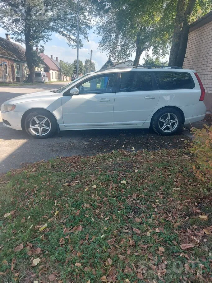 Volvo V70 2007 photo 2