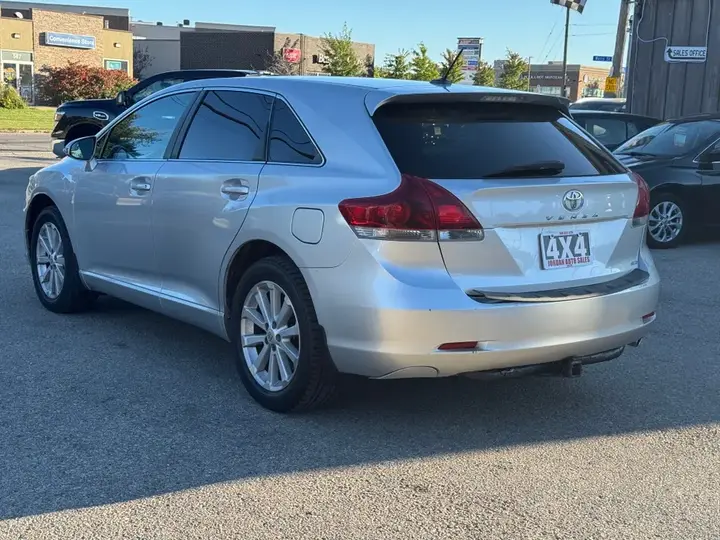 Toyota Venza 2013 photo 5