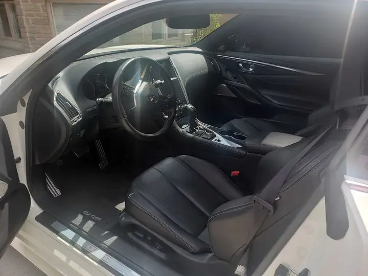 Infiniti Q60 2017 photo 5