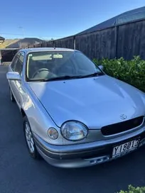 Toyota Corolla 1999 photo 2
