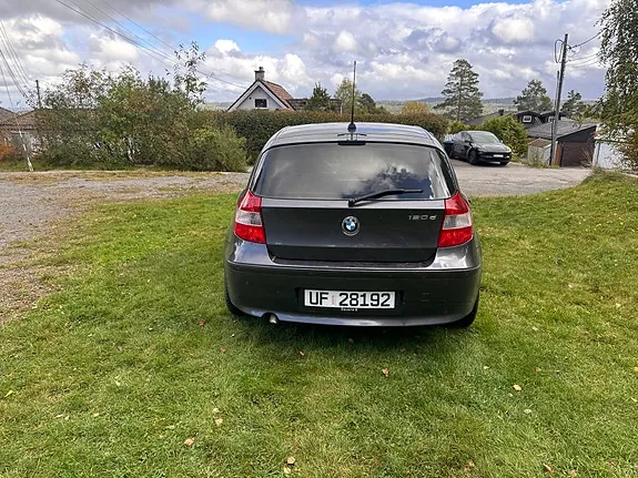 BMW 120D 2005 photo 2