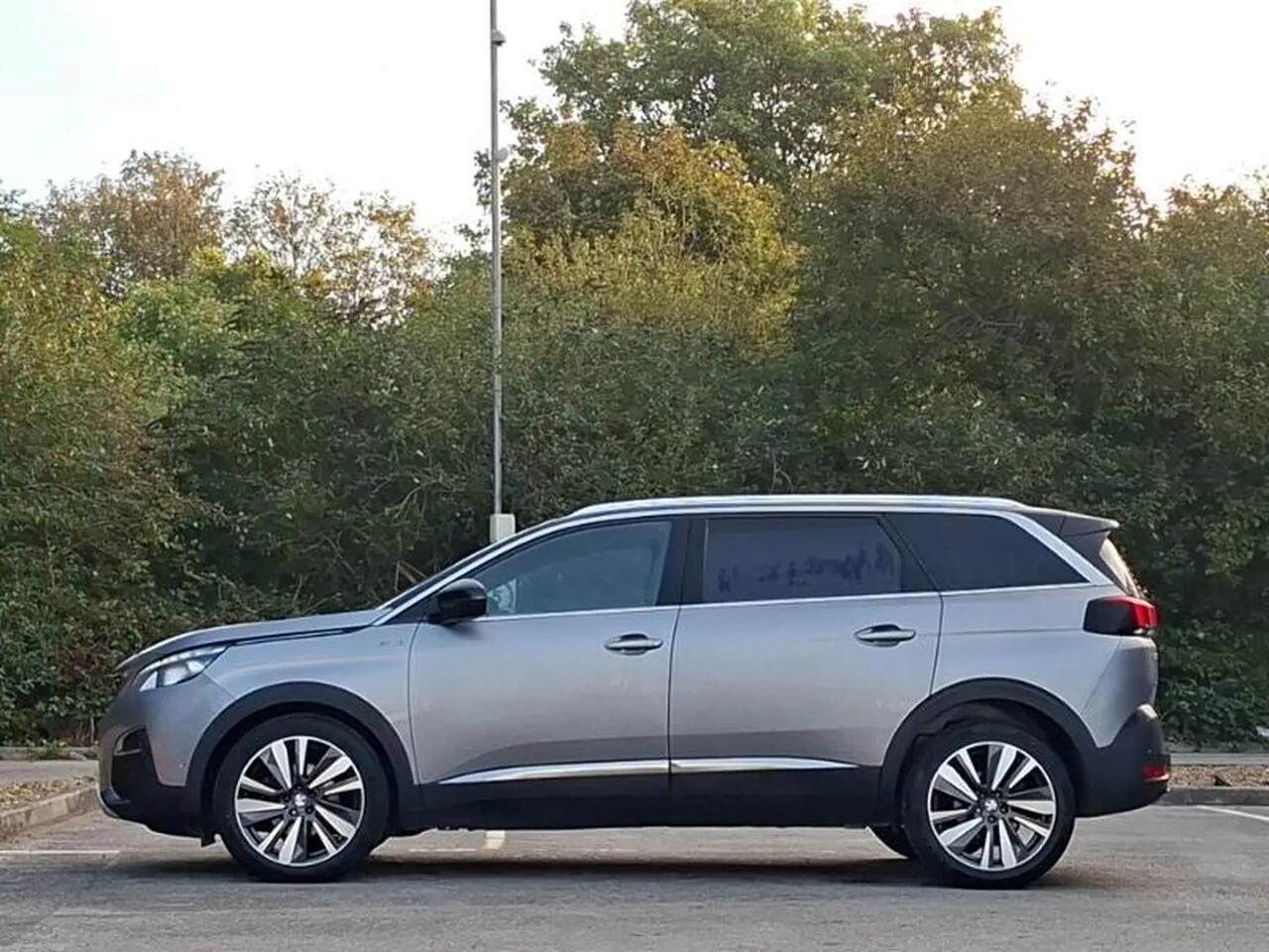 Peugeot 5008 2020 photo 4