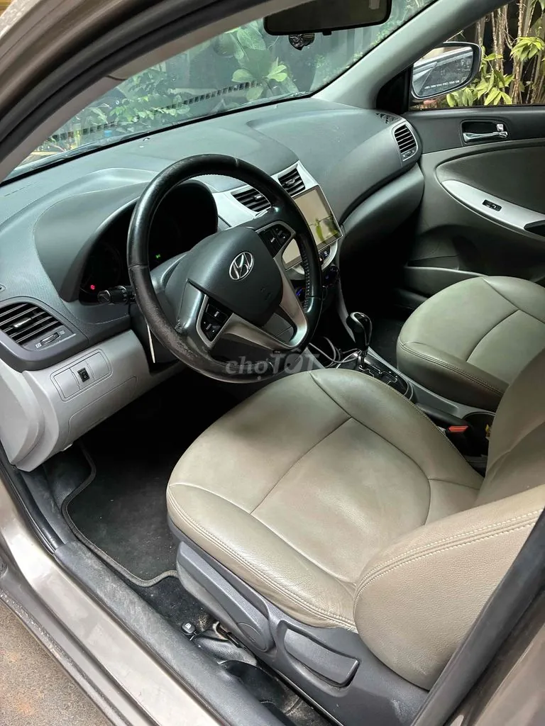 Hyundai Accent 2014 photo 5