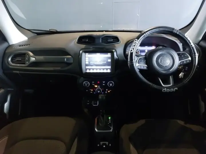 Jeep Renegade 2023 photo 3